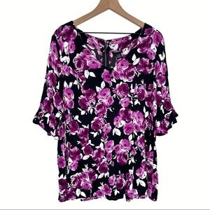 Torrid Top Womens 1X Floral Print V Neck Feminine Romantic Girly Valentines Day